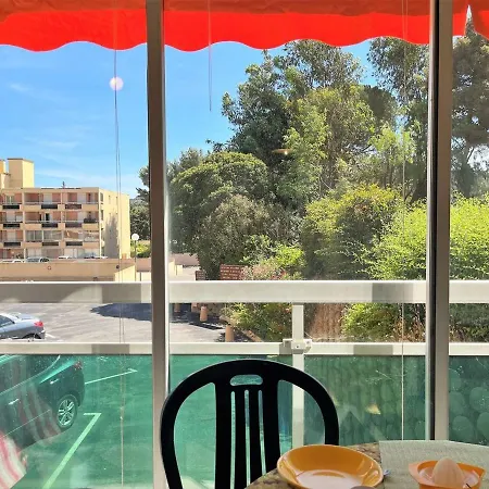 Studio Bormes-les-mimosas, 1 Piece, 2 Personnes - Fr-1-251-418