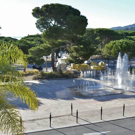 Studio Bormes-les-mimosas, 1 Piece, 2 Personnes - Fr-1-251-418 شقة *